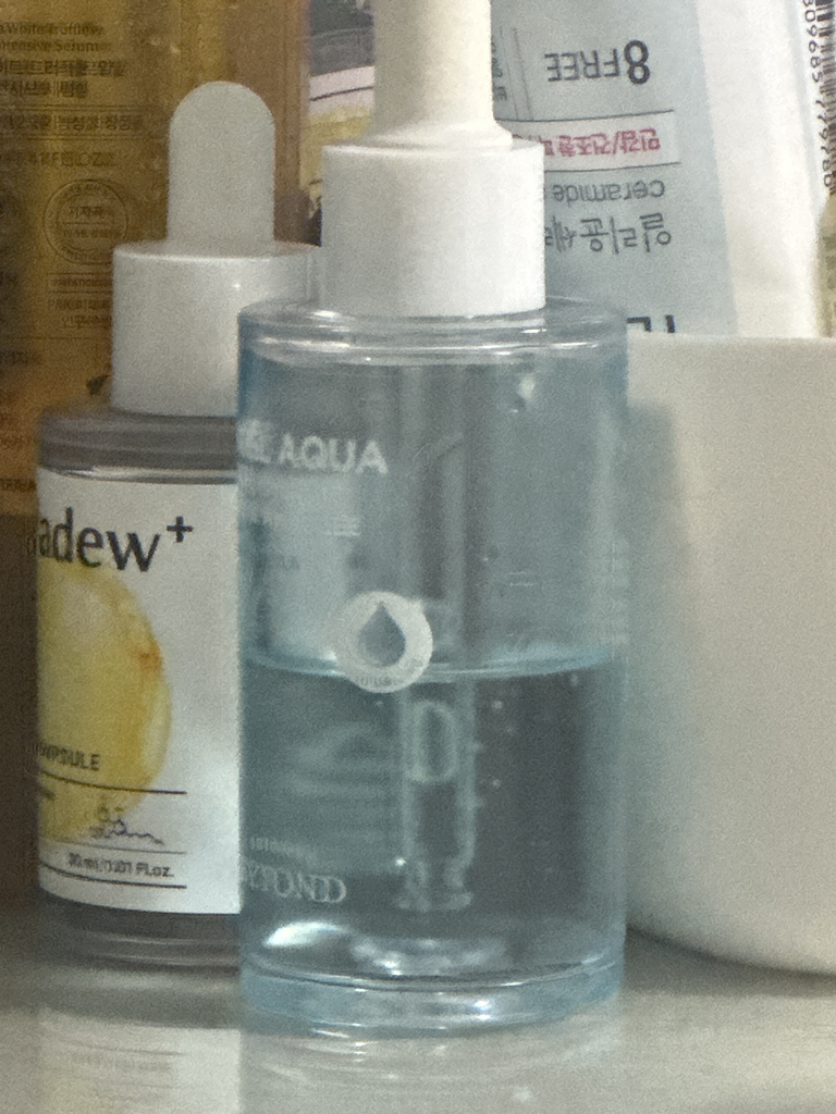 비욘드 (BEYOND) 엔젤아쿠아 수분 가득 진정 앰플 review image