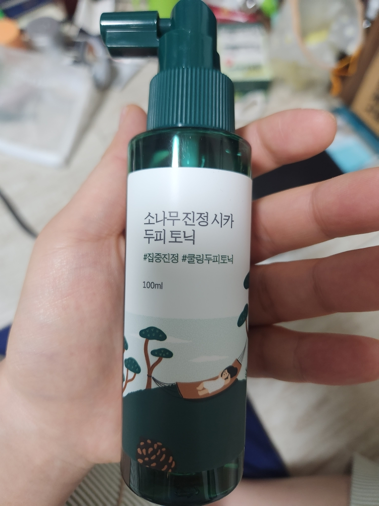 ROUNDLAB Tónico calmante para el cuero cabelludo de pino sika review image