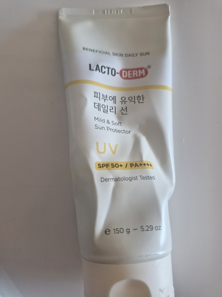 락토덤 (LACTO-DERM) 피부에 유익한 데일리 선 [SPF50+/PA++++] review image