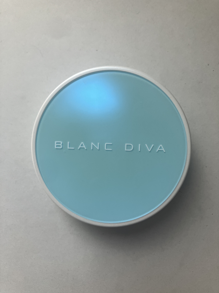 블랑디바 (BLANCDIVA) 워터벨벳 쿠션 팩트[SPF50+/PA+++] [22호 베이지] review image