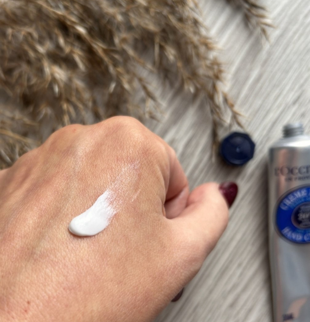 록시땅 (LOCCITANE) 시어 버터 드라이 스킨 핸드 크림 review image