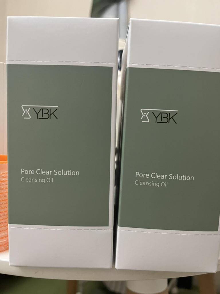 YBK (와이비케이) 포어 클리어 솔루션 클렌징 오일 review image