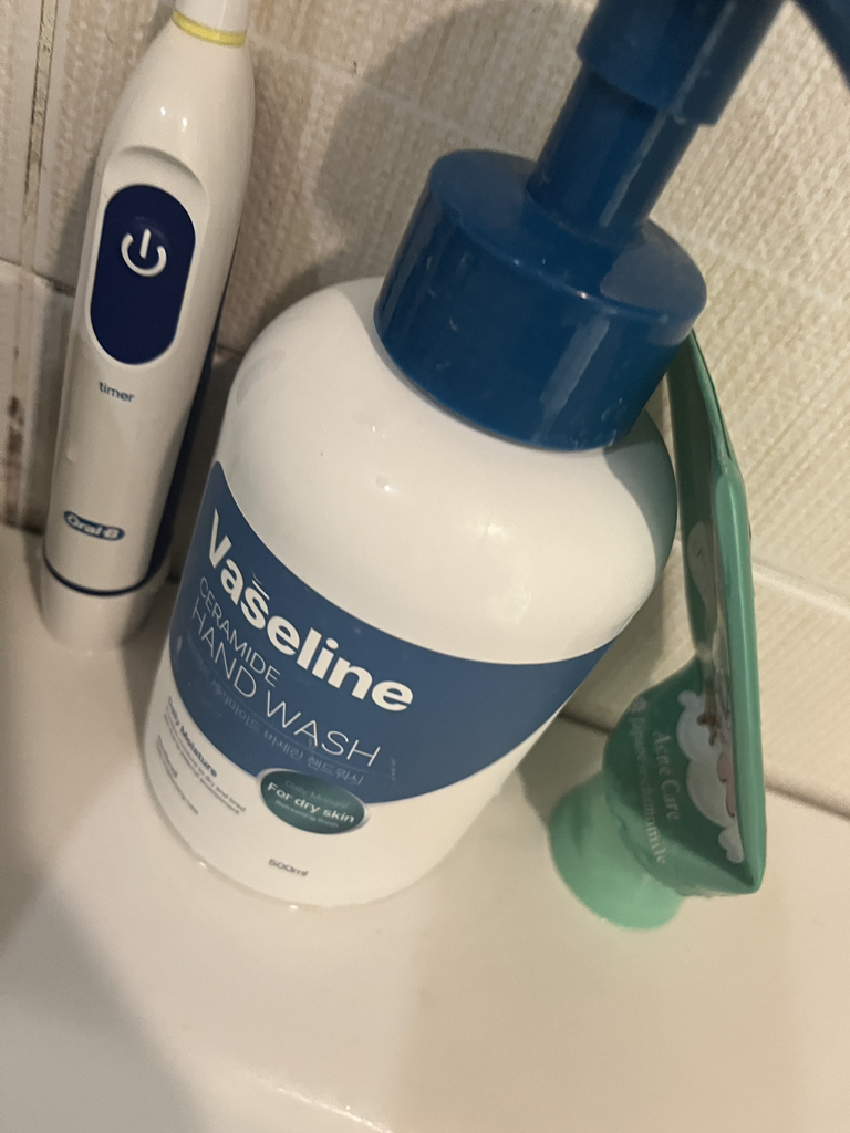 메르헨트 (merhent) 바세린 세라마이드 핸드워시 review image