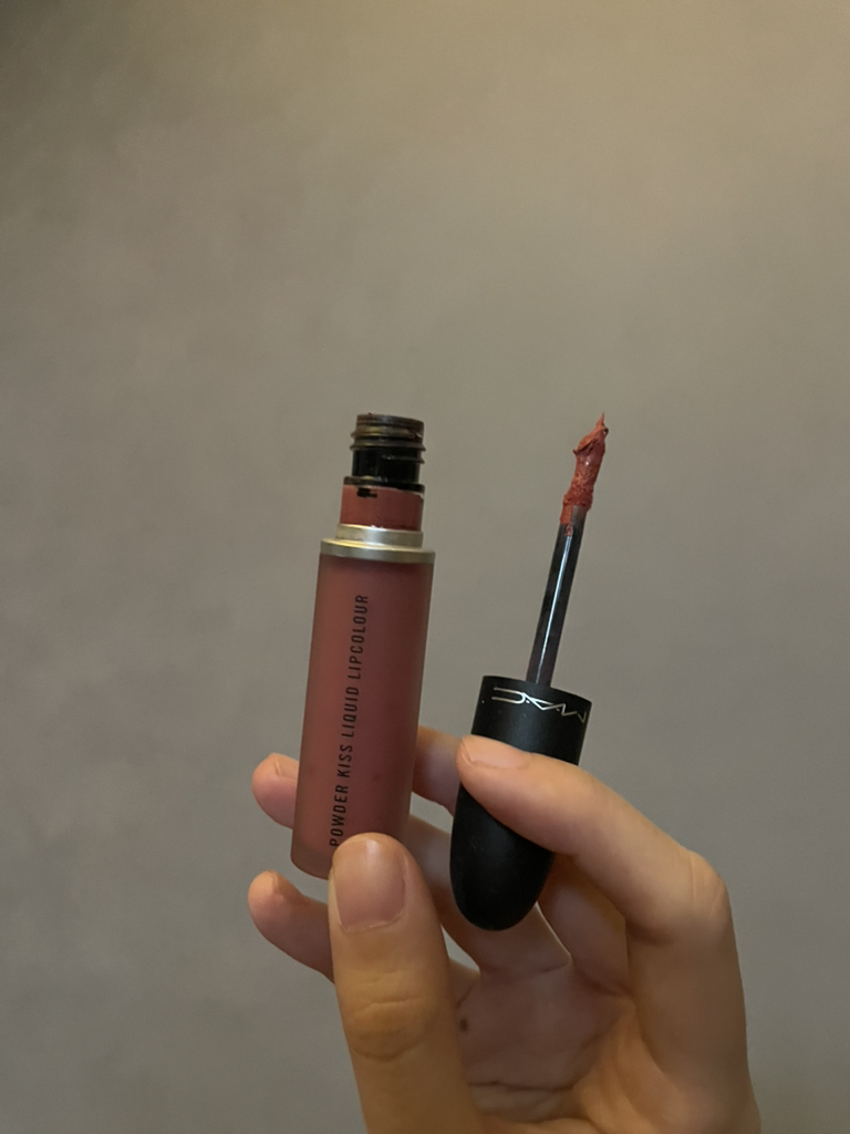 맥 (MAC) 파우더 키스 리퀴드 립컬러 [멀잇오버] review image