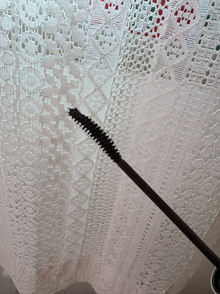 앤디얼 (and:ar) 무드 메이크 마스카라 볼륨 앤 컬 [01 애쉬블랙] review image