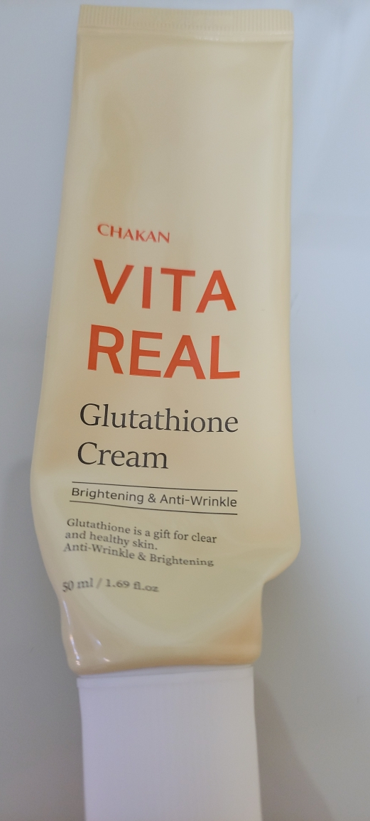 CHAKANFACTORY Vitareal Glutathione Cream Reviews | Hwahae