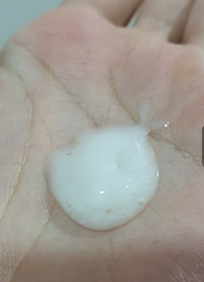 뉴트로지나 (Neutrogena) 딥클린 포밍 클렌저 review image