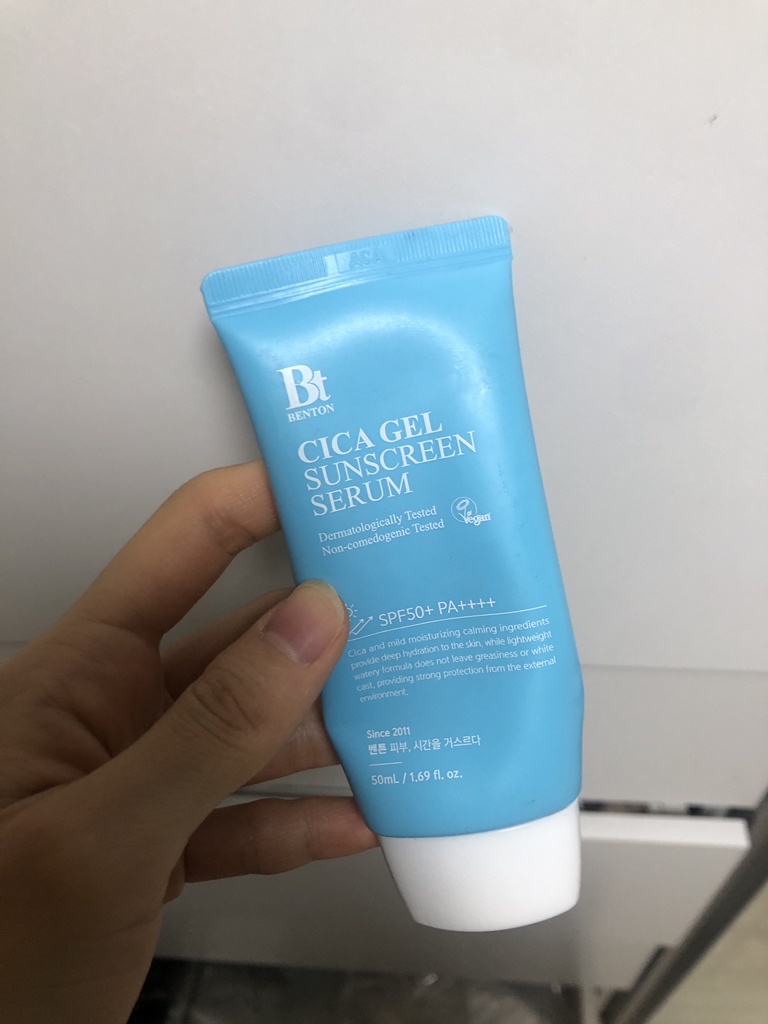 벤튼 (BENTON) 시카 수분 선세럼 [SPF50+/PA++++] review image