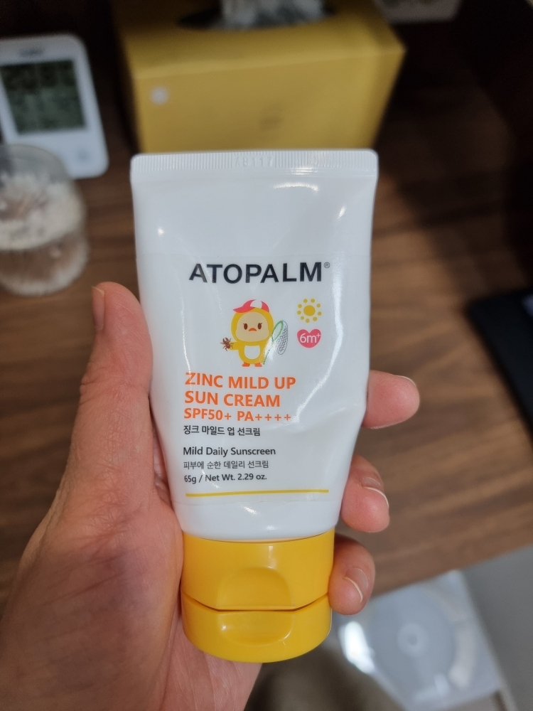 아토팜 (ATOPALM) 징크 마일드 업 선크림 [SPF50+/PA++++] review image