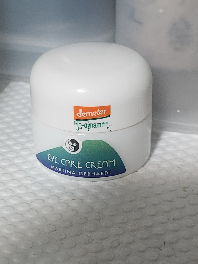 마티나겝하르트 (MARTINAGEBHARDT) 아보카도 아이크림 review image