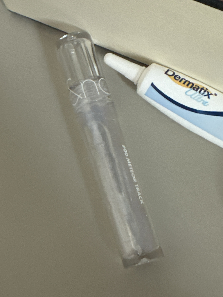 롬앤 (ROMAND) 글래스팅 워터 글로스 [00 메테오트랙] review image