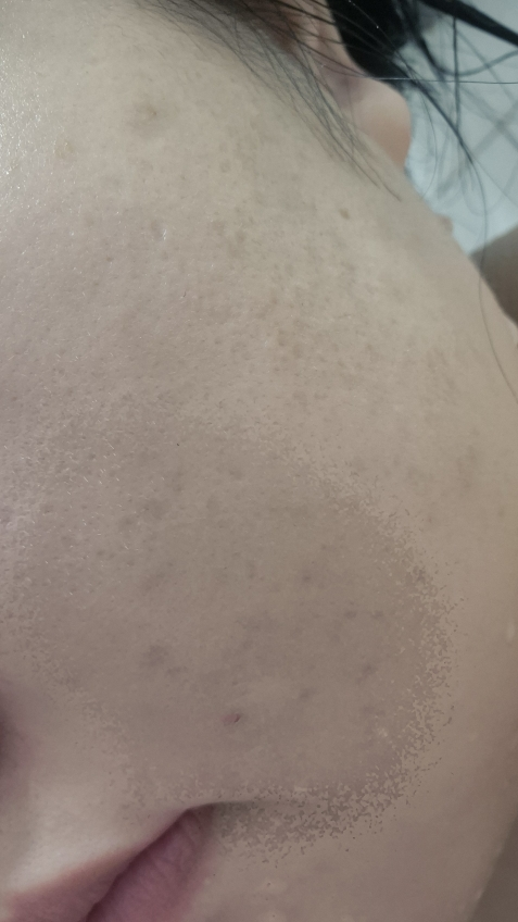 듀이트리 (DEWYTREE) 어반 쉐이드 쿨 카밍 수분 선 [SPF50+/PA++++] review image