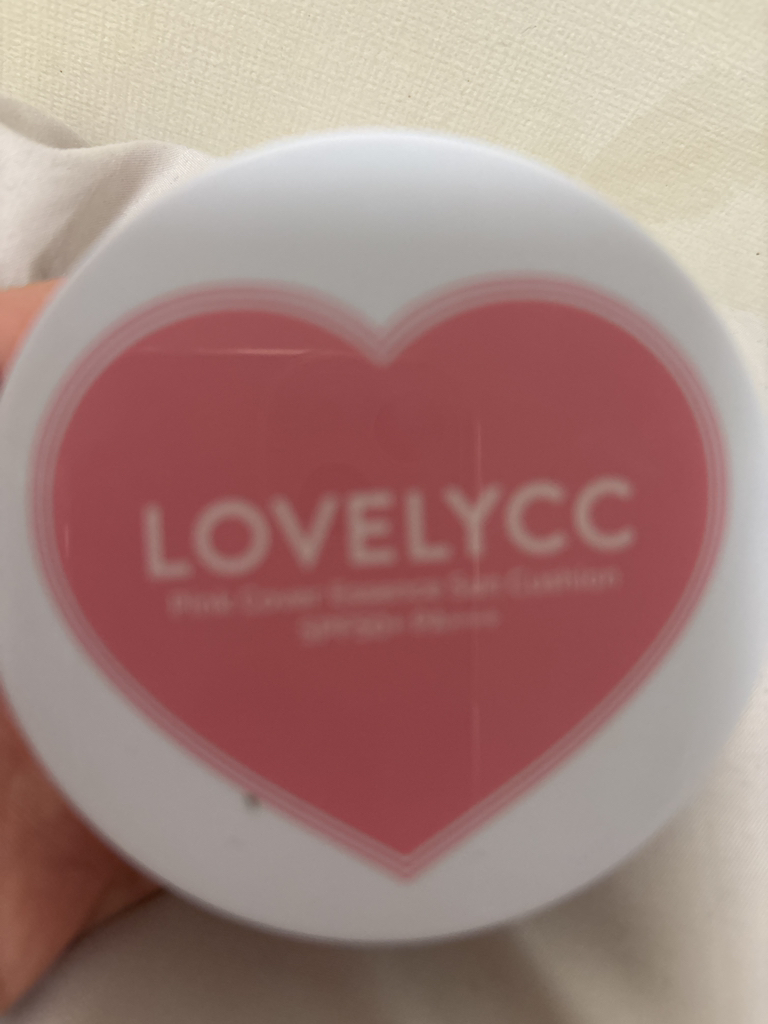 LOVELYCC 粉色封面精华防晒霜 [SPF50+/PA+++] [第 21 期］ review image