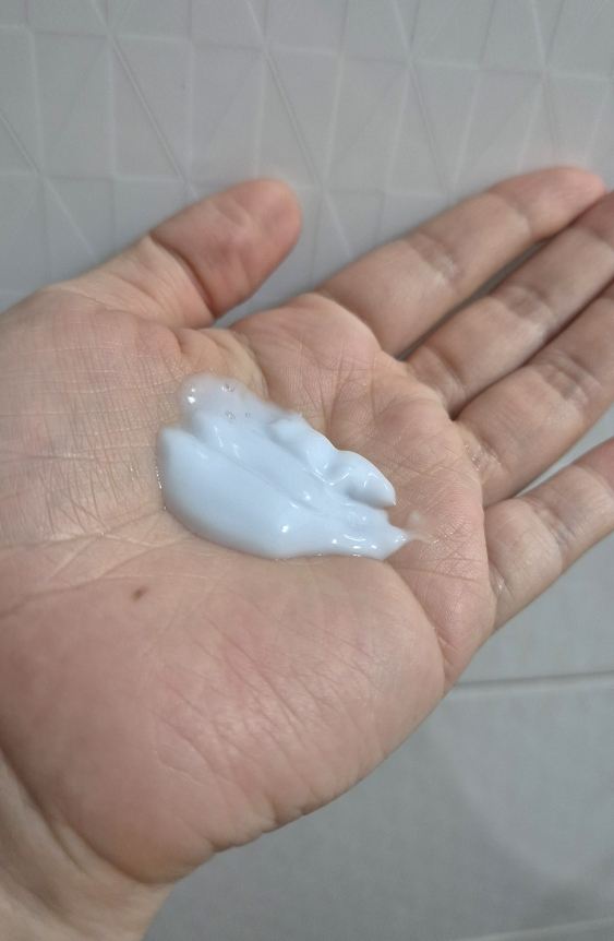 토리든 (Torriden) 다이브인 저분자 히알루론산 클렌징밀크 review image