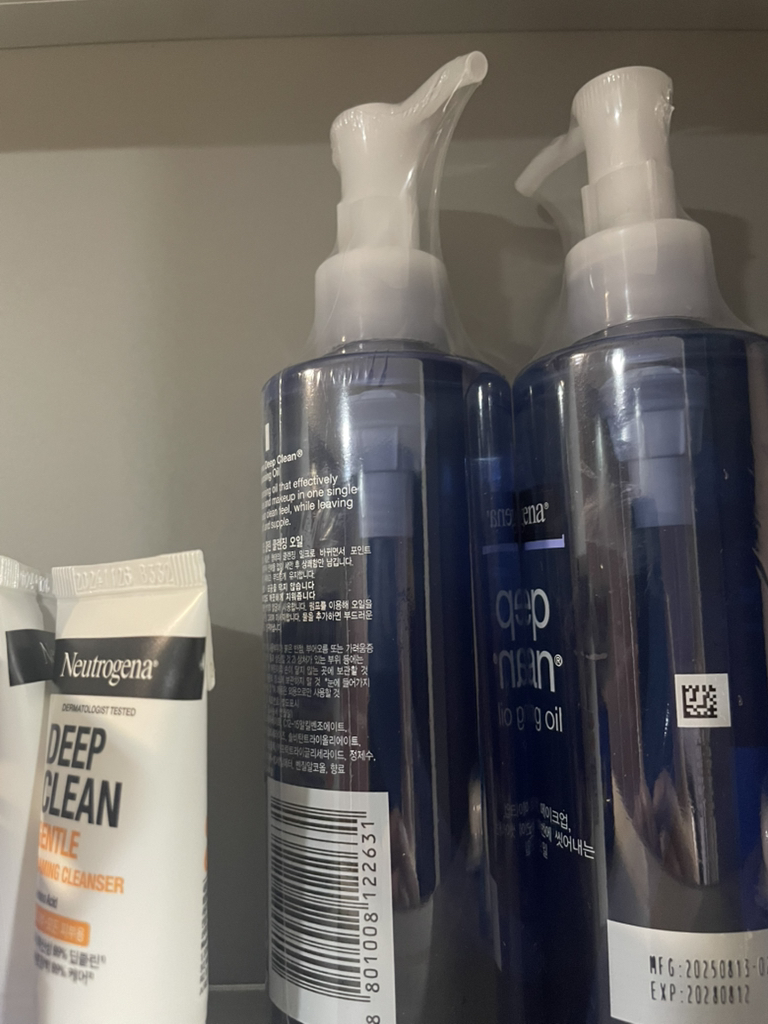 뉴트로지나 (Neutrogena) 딥클린 클렌징 오일 review image