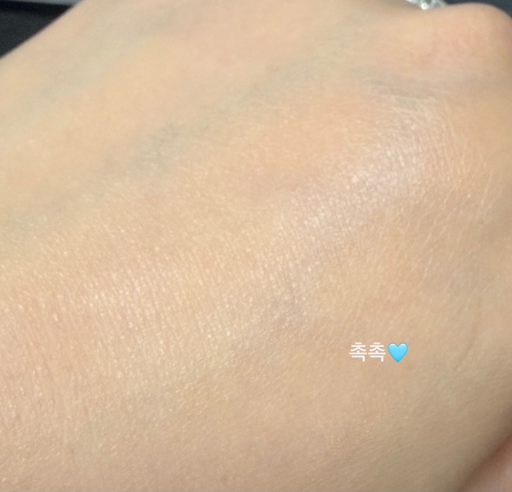 라로제 (LAROSEE) 울트라 리페어 핸드크림 review image