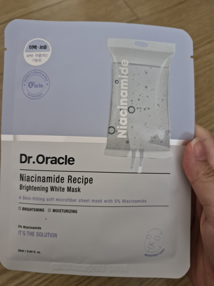 닥터오라클 (Dr.Oracle) 나이아신아마이드 미백 레시피 마스크팩 review image