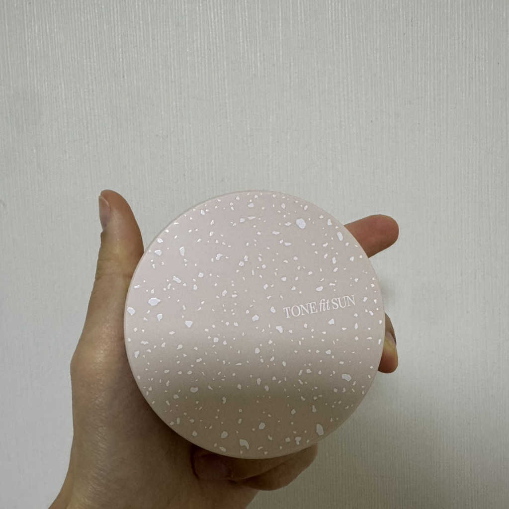 톤핏선 (TONEfitSUN) 비건 듀이 커버 선쿠션 [SPF50+/PA++++] review image