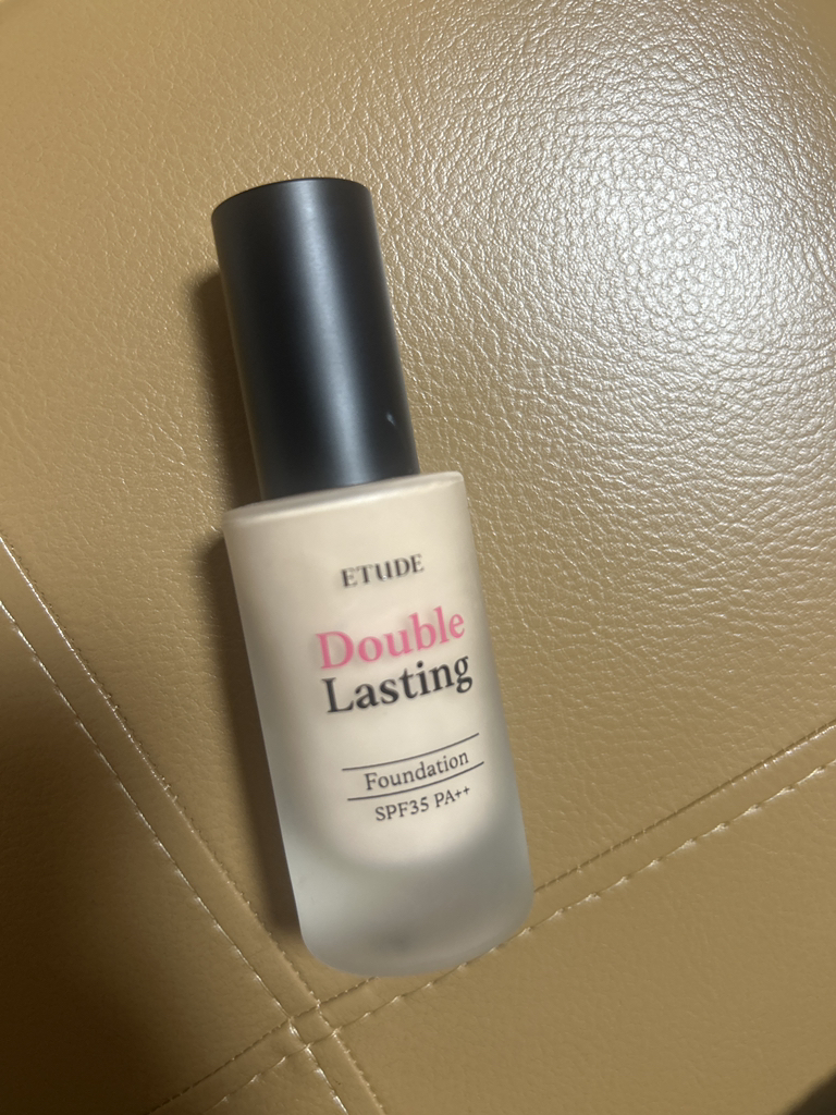 에뛰드 (ETUDE) 더블 래스팅 파운데이션 [SPF35/PA++] [21N1 뉴트럴베이지] review image
