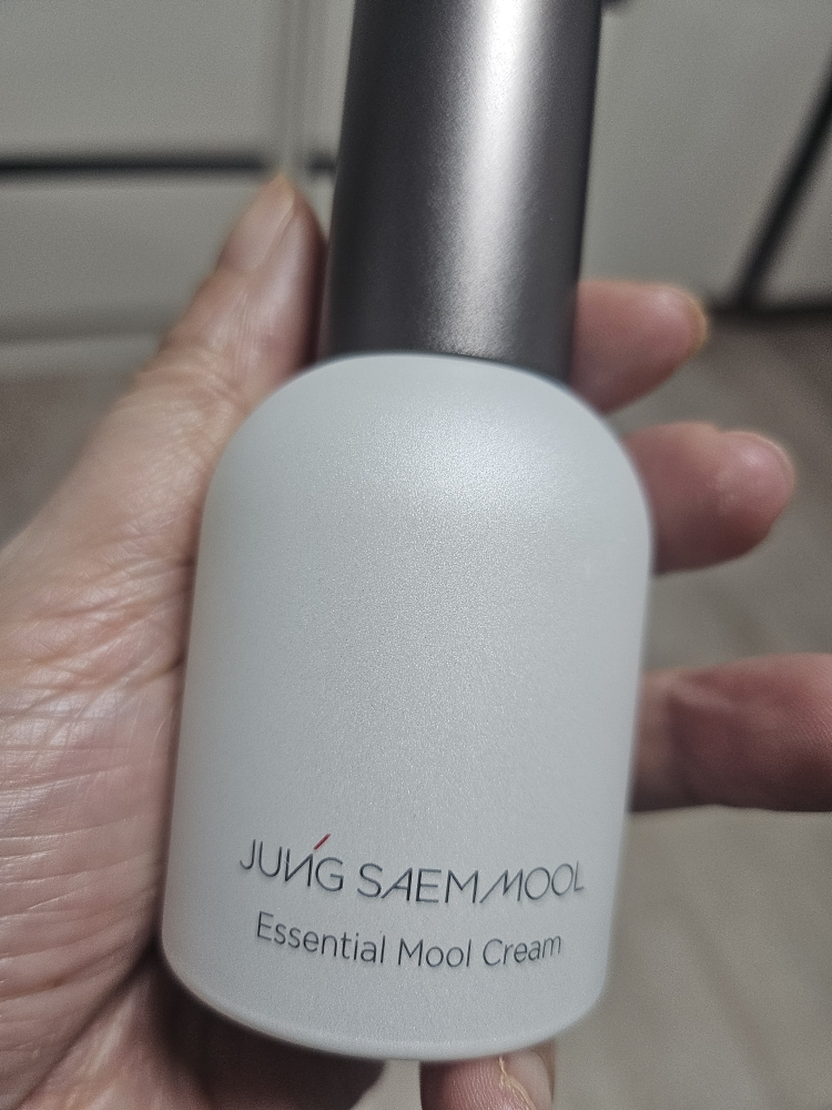 정샘물뷰티 (JUNGSAEMMOOL) 에센셜 물 크림 review image