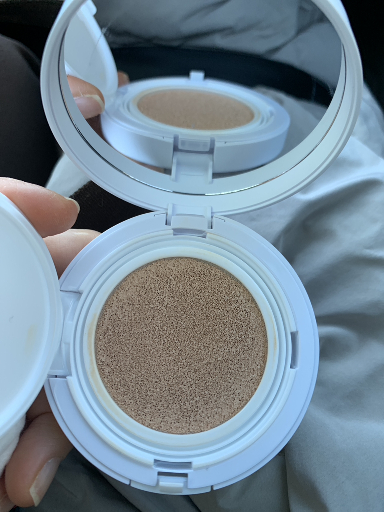 더랩바이블랑두 (THELABbyblancdoux) 올리고 히알루론산 헬씨 크림 쿠션 [SPF50+/PA++++] [01 아이보리] review image