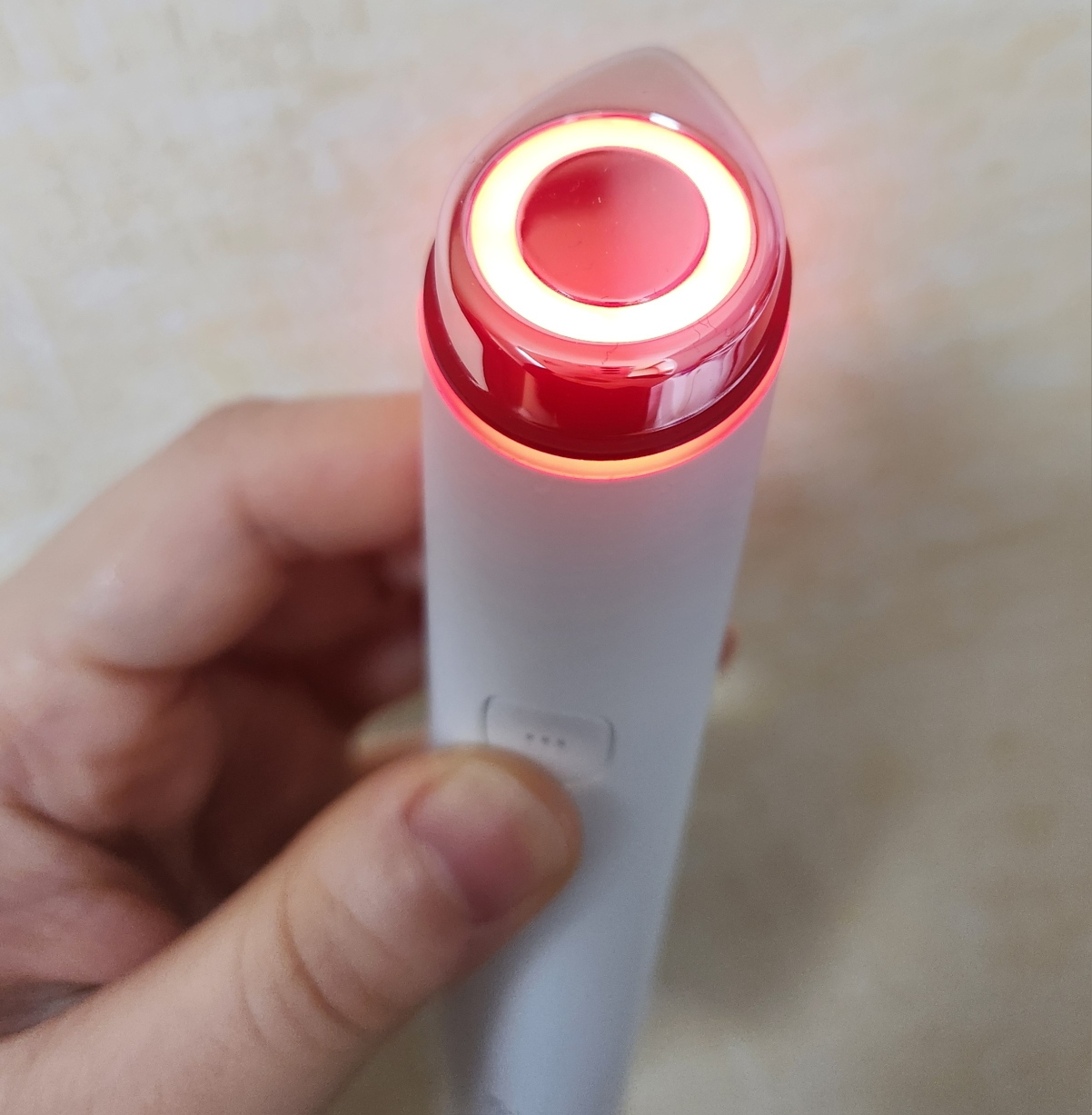 메디큐브 (medicube) 에이지알 부스터 프로 미니 review image