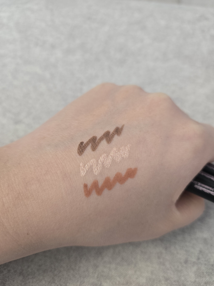 릴리바이레드 (lilybyred) 스태리아이즈 나인투나인 젤 아이라이너 [04 골든핑크] review image