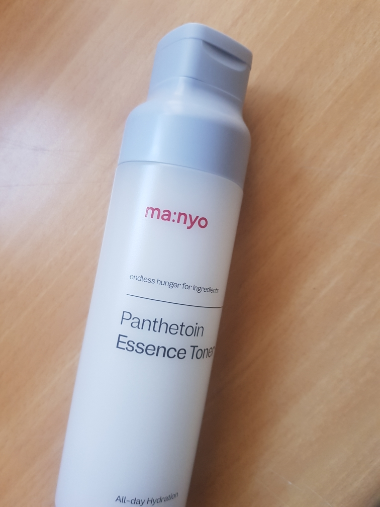 마녀공장 (manyo) 판테토인 에센스 토너 review image