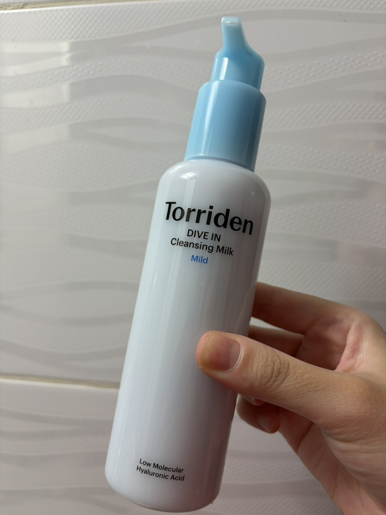 토리든 (Torriden) 다이브인 저분자 히알루론산 클렌징밀크 review image