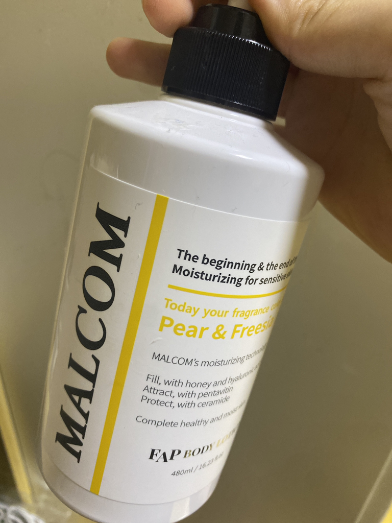 말콤 (MALCOM) FAP 3중 보습케어 바디로션 [#폐어&프리지아] review image
