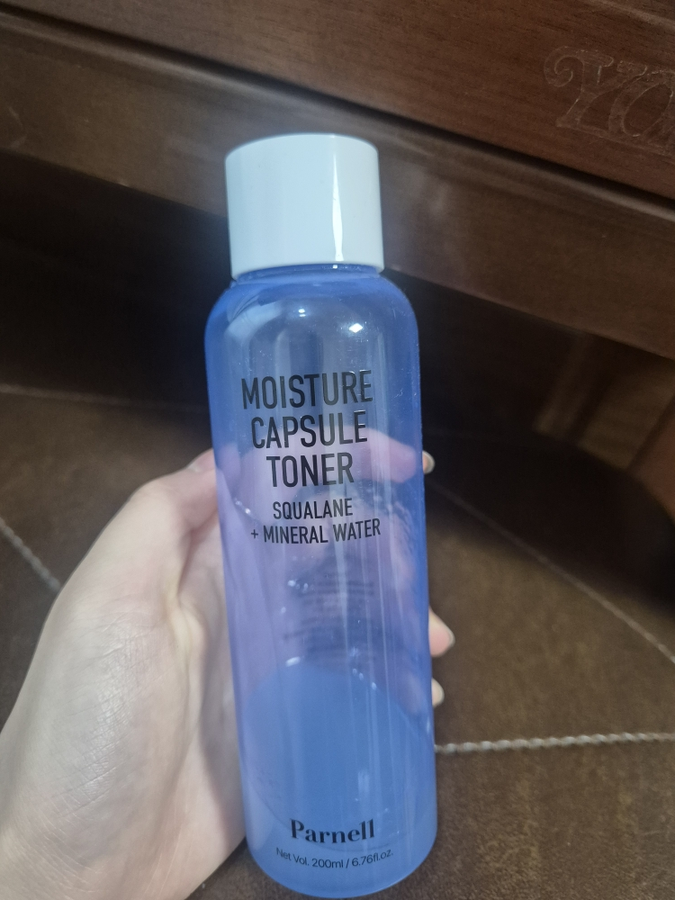 Parnell Tónico Hidratante en Cápsulas de Agua Mineral de Escualeno review image