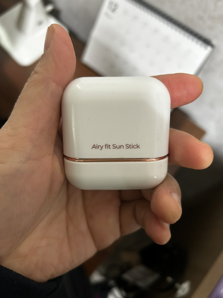 가히 (KAHI) 에어리핏 선스틱 [SPF50+/PA++++] review image