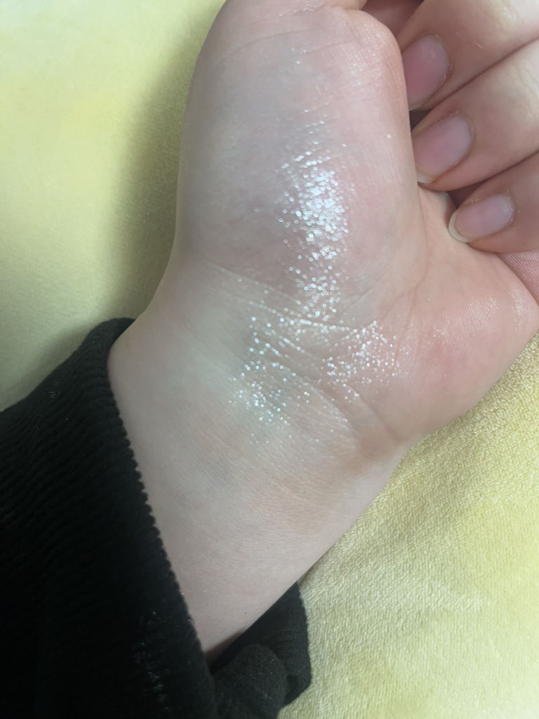 스틸라 (stila) 헤븐스 듀 올 오버 실버 레이크 review image