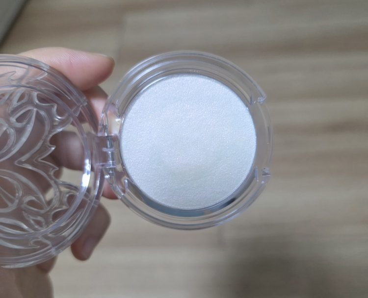 글린트바이비디보브 (GlintbyVDIVOV) 투샤이니 하이라이터 [01 토슈즈] review image