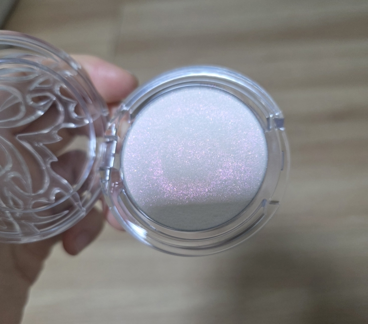 글린트바이비디보브 (GlintbyVDIVOV) 투샤이니 하이라이터 [01 토슈즈] review image