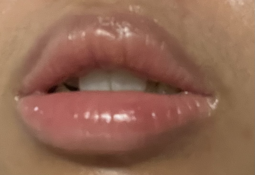 멘소래담 (MENTHOLATUM) 딥 모이스트 립밤 [내추럴] review image