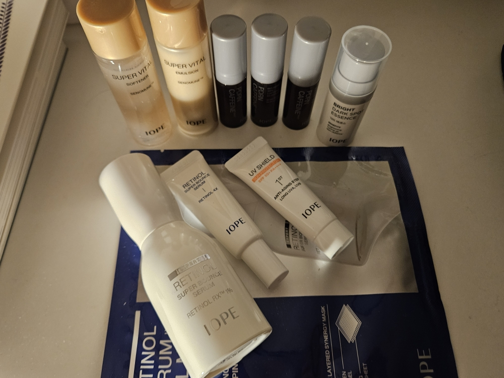 IOPE Serum Retinol Super Bounce review image