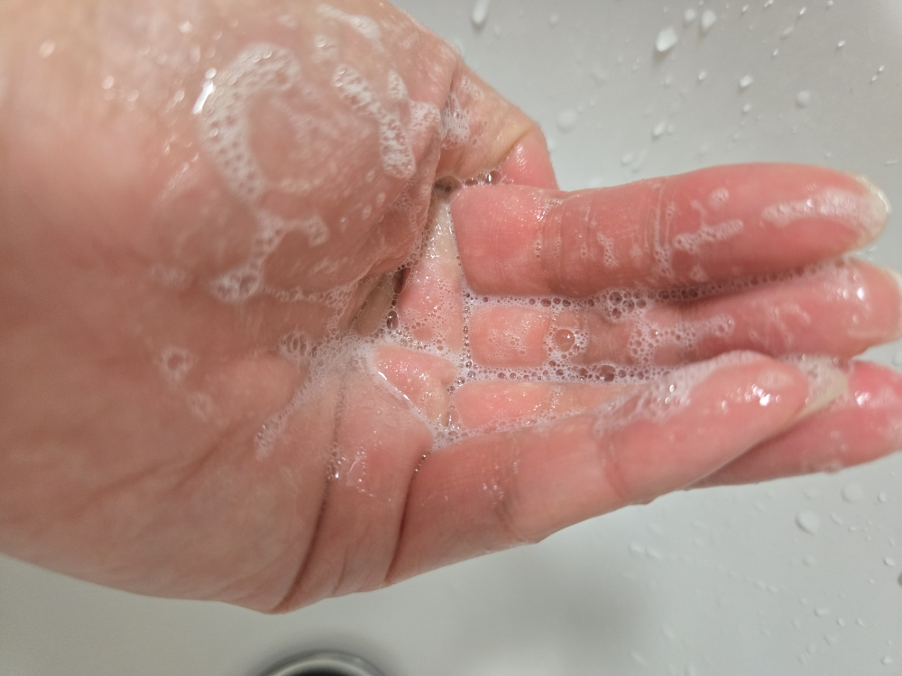 마몽드 (Mamonde) 어메이징 딥 민트 클렌징폼 review image