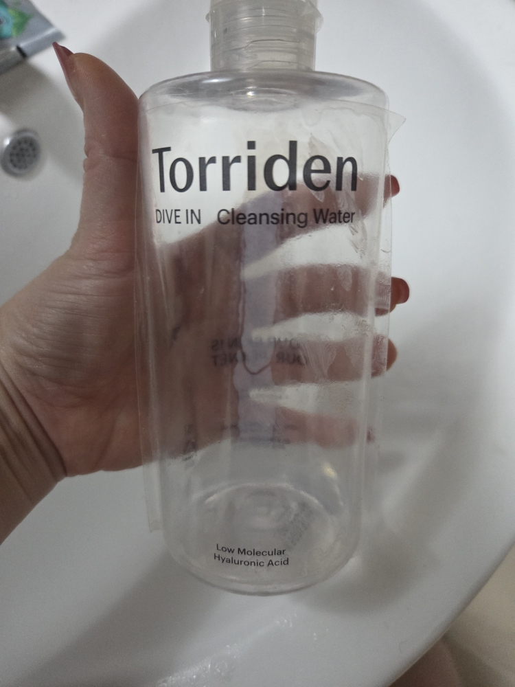 桃瑞丹 深层补水玻尿酸洁面水 review image