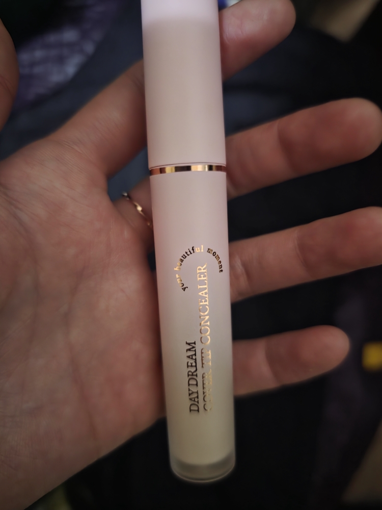 아페리레 (Aperire) 순수에디션 데이 드림 커버 팁 컨실러 [SPF30/PA++][01 순수] review image