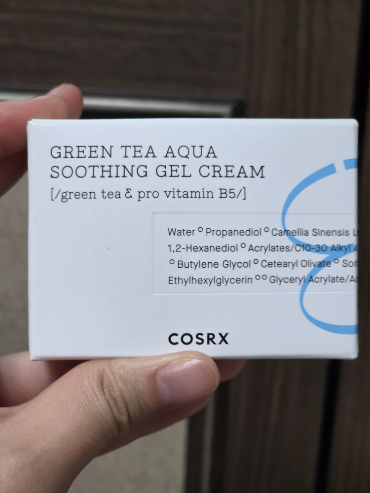 COSRX Hydrium Soothing Gel Cream review image