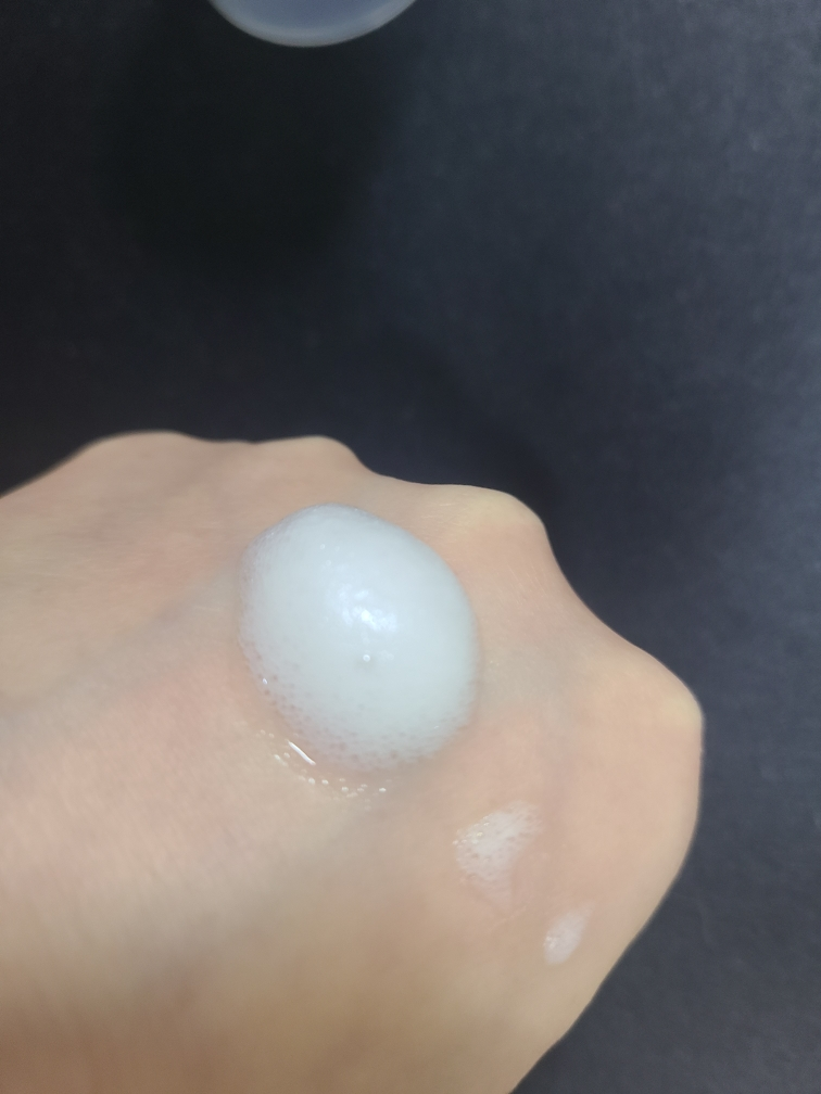 큐어레스트 (curest) 광채버블마스크 [볼륨] review image