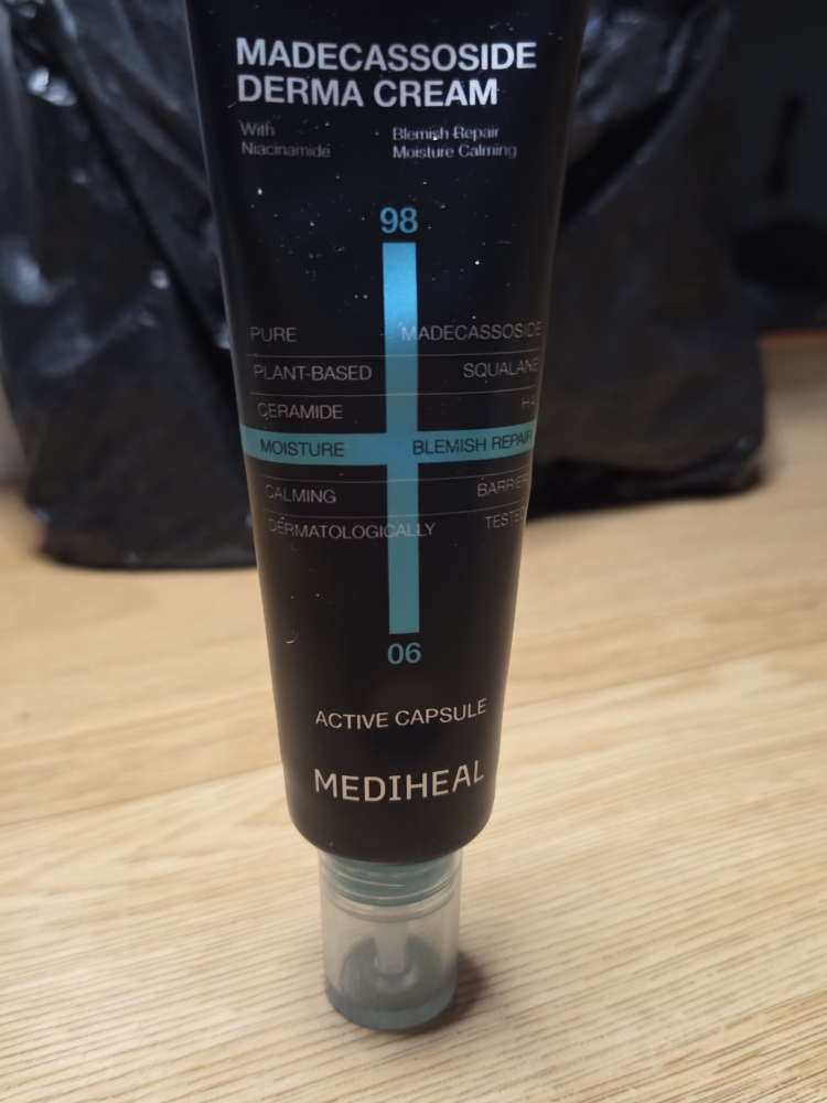 메디힐 (MEDIHEAL) 마데카소사이드 흔적 리페어 더마 크림 review image