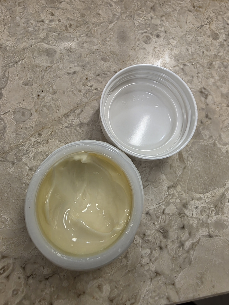 MARTINAGEBHARDT Kem mắt bơ review image