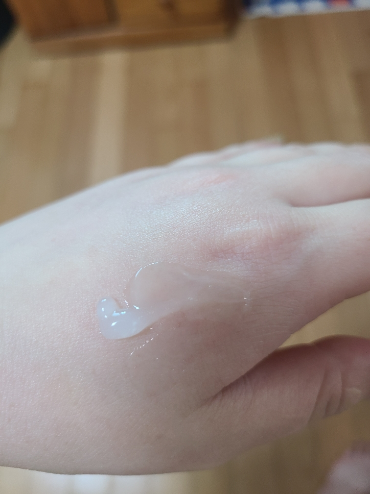 벤튼 (BENTON) 구아바 수분 메이크업 베이스 프렙 프라이머 review image