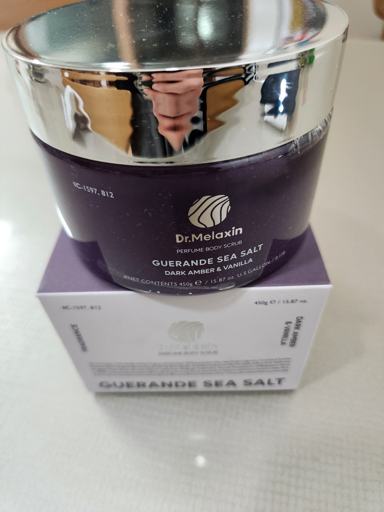 Dr.Melaxin Guerande Sea Salt Perfume Body Scrub [Dark Amber & Vanilla] review image