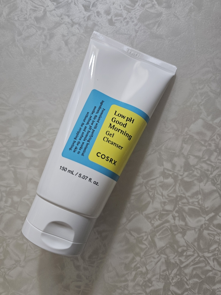 珂丝艾丝 弱酸性早安啫喱洁面乳 review image