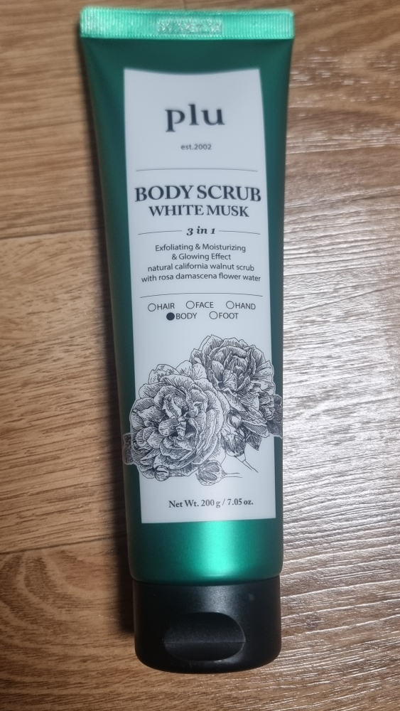 플루 (Plu) 오리지널 바디스크럽 [화이트 머스크] review image