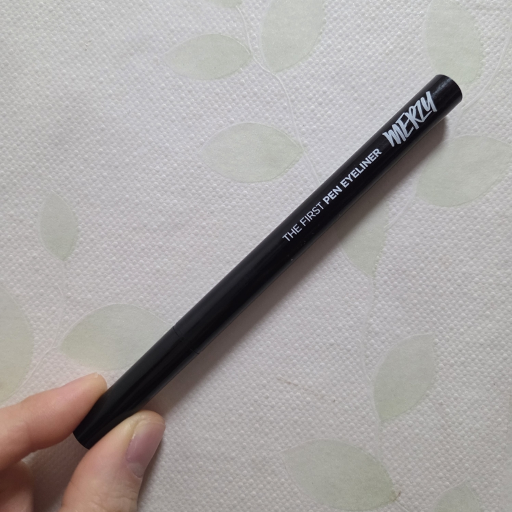 MERZY The First Pen Eyeliner [P1 Oreo] review image