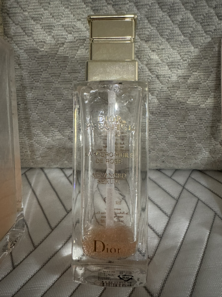 디올 (Dior) 프레스티지 라 마이크로-륄 드 로즈 어드밴스드 세럼 review image